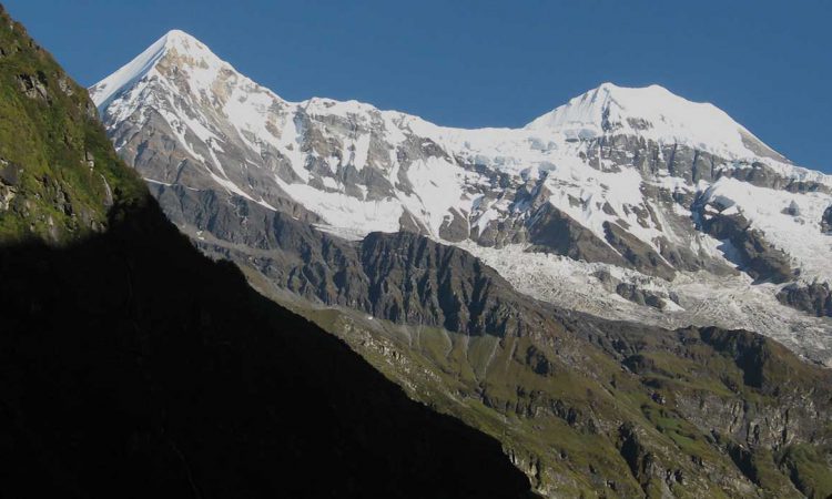 Winter Trek: Dhakuri – Pindari Valley (Bageshwar)
